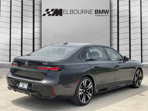New 2026 BMW 740i w/ Executive Package image 4