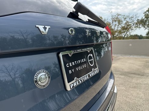 Certified 2025 Volvo XC90 B5 Core image 37