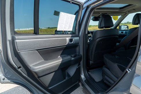 Used 2024 Hyundai Santa Fe Limited image 22