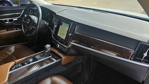 Used 2018 Volvo S90 T5 Momentum w/ Convenience Package image 35
