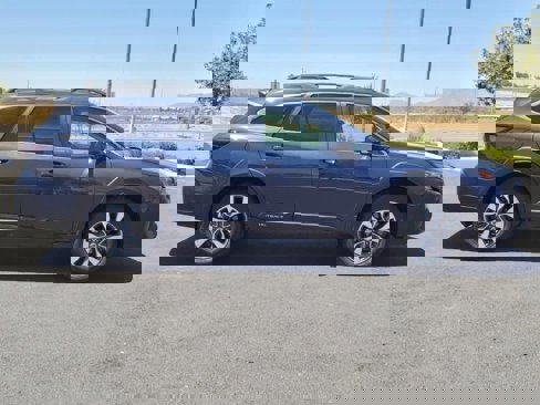 New 2025 Subaru Outback Limited XT image 8