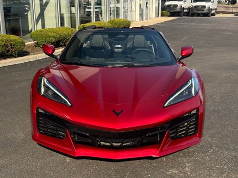 Used 2025 Chevrolet Corvette E-Ray w/ Stealth Interior Trim Package image 12