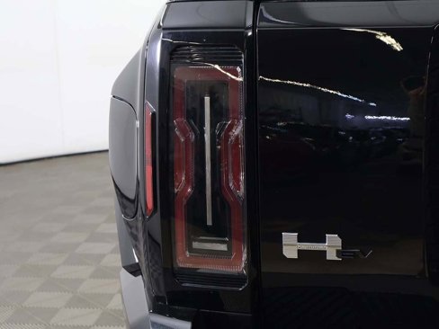 Used 2025 GMC Hummer EV 3X image 19