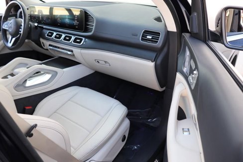 Used 2020 Mercedes-Benz GLS 450 4MATIC image 35