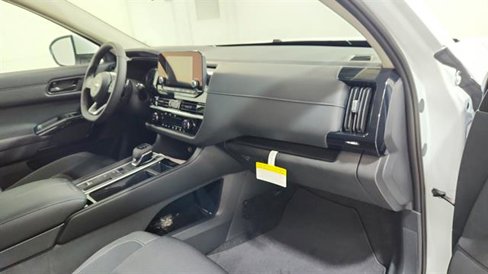 New 2025 Nissan Pathfinder SV w/ Cargo Package image 24