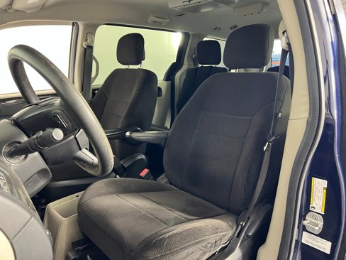 Used 2013 Dodge Grand Caravan SE image 11