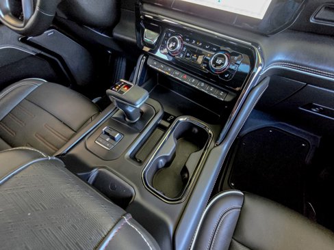 Used 2024 GMC Sierra 1500 AT4X image 10