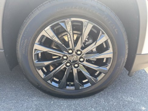 Used 2023 Chevrolet Traverse RS image 21