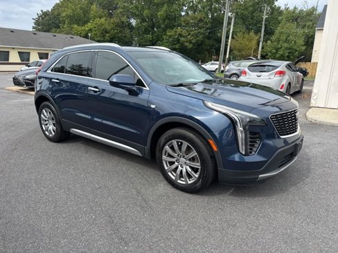 Used 2019 Cadillac XT4 Premium Luxury image 1