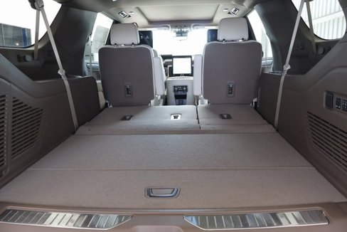 New 2026 GMC Yukon XL Denali w/ Denali Reserve Package image 20