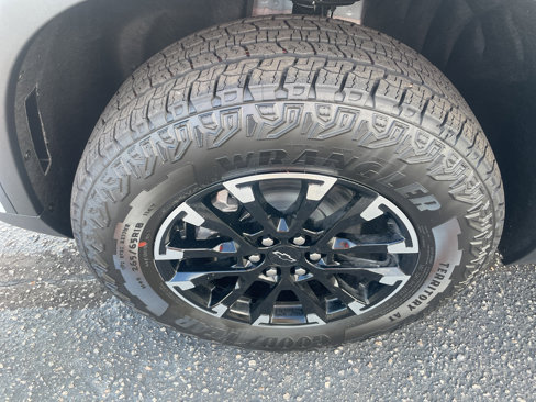 New 2026 Chevrolet Traverse Z71 w/ Enhanced Driving Package image 6