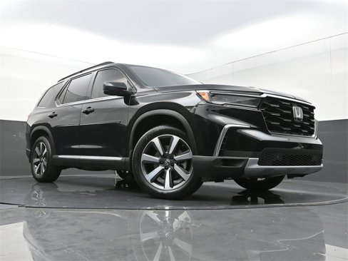 Used 2024 Honda Pilot Touring image 28