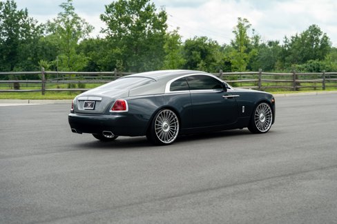 Used 2016 Rolls-Royce Wraith image 22
