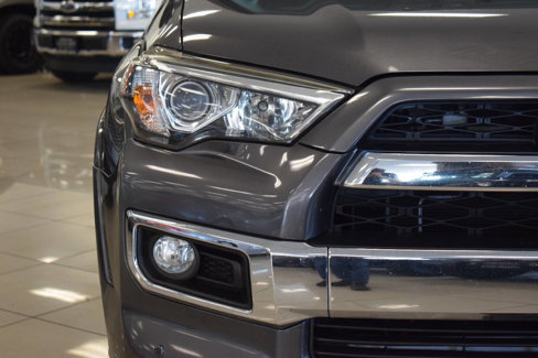 Used 2019 Toyota 4Runner 4WD image 12