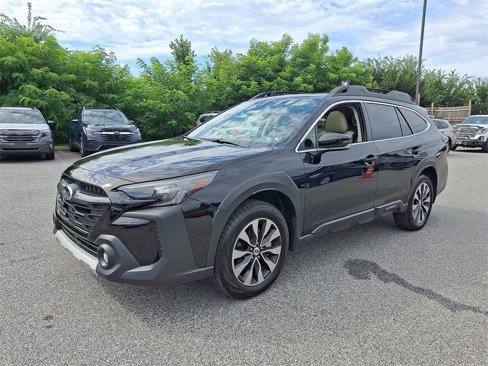 Certified 2025 Subaru Outback Limited image 4