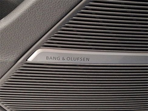 New 2025 Audi SQ8 Premium Plus image 17