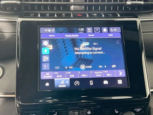 New 2025 Jeep Grand Cherokee L Laredo w/ Luxury Tech Group I image 15