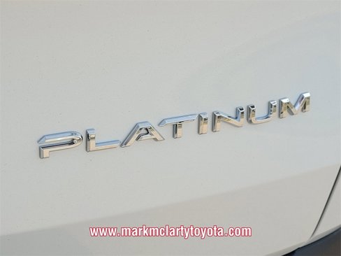 New 2025 Toyota Grand Highlander AWD image 9