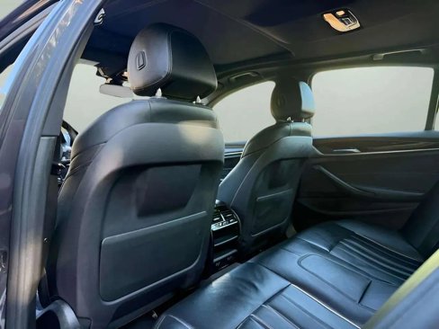 Used 2018 BMW 540i xDrive image 22