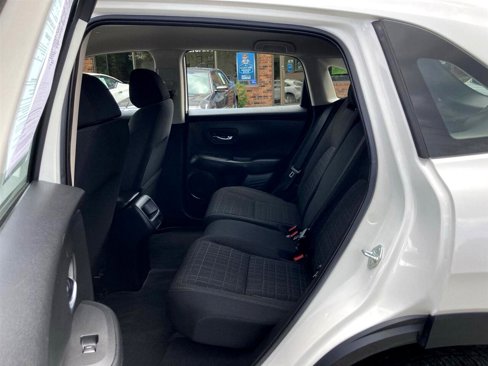 Used 2023 Honda HR-V LX image 11