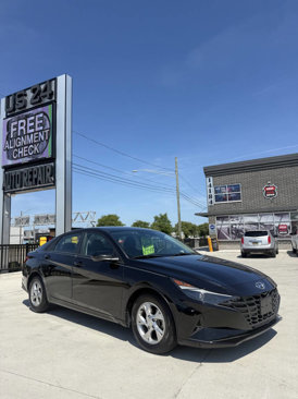 Used 2021 Hyundai Elantra SE w/ Cargo Package image 1