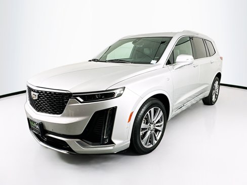 Used 2020 Cadillac XT6 Premium Luxury image 3