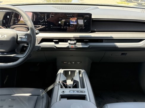 New 2026 Kia EV9 Wind image 17