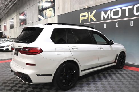 Used 2021 BMW X7 xDrive40i w/ M Sport Package image 9