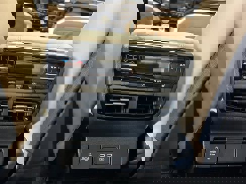 New 2026 Acura MDX SH-AWD w/ Advance Package image 32