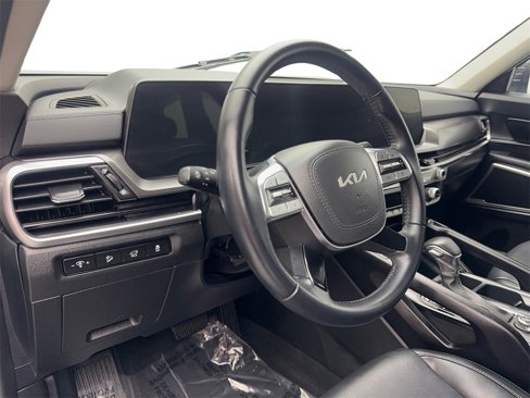 Used 2025 Kia Telluride S image 54