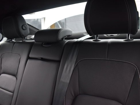 Used 2024 Jaguar XF R-Dynamic SE image 16