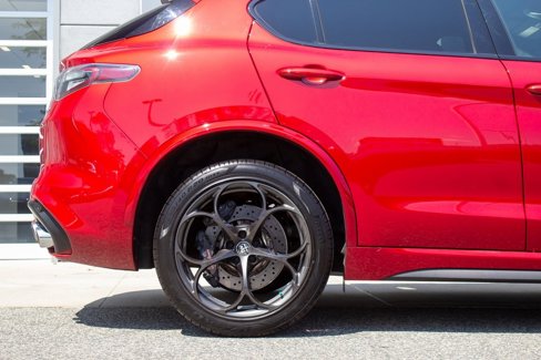 Used 2024 Alfa Romeo Stelvio Quadrifoglio w/ Active Assist Plus Package image 6