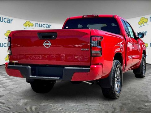 Certified 2025 Nissan Frontier SV image 6