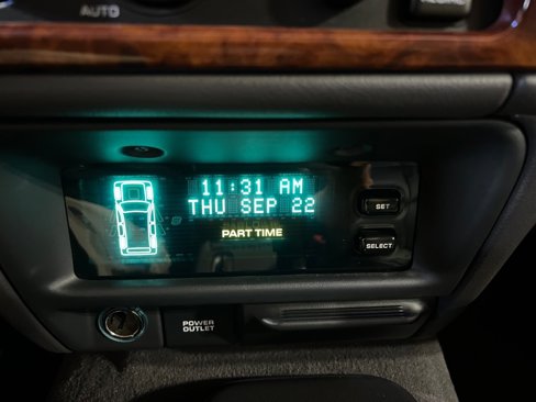 Used 1998 Jeep Grand Cherokee Limited image 43