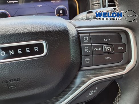 Used 2023 Jeep Wagoneer L Series II image 21