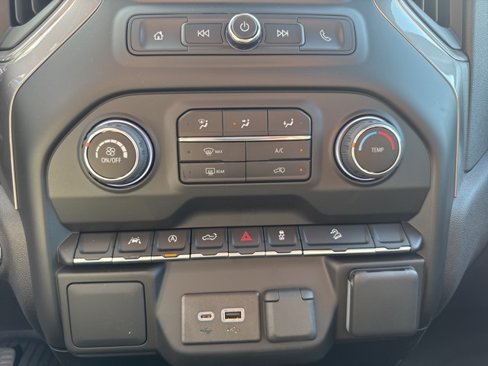 New 2026 Chevrolet Silverado 1500 Custom Trail Boss w/ LPO, Dark Essentials Package image 4