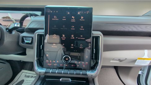 New 2026 GMC Yukon Denali image 27