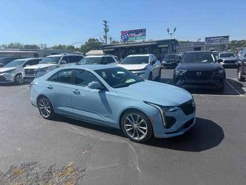 Used 2025 Cadillac CT4 V image 2