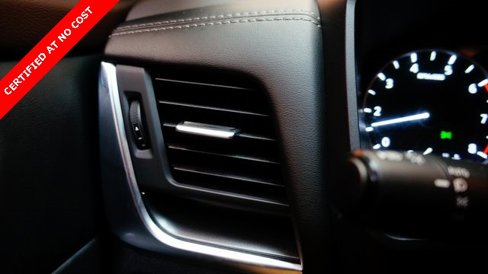 Used 2023 Nissan Rogue SV w/ SV Premium B Package image 25