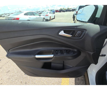 Used 2018 Ford Escape SE image 11