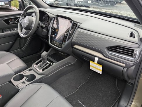 Certified 2025 Subaru Forester Limited image 37