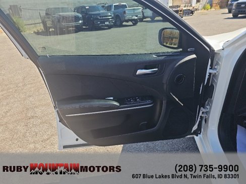 Used 2022 Dodge Charger GT image 10