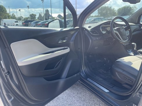 Used 2018 Buick Encore Sport Touring image 11