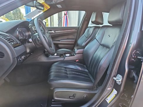 Used 2023 Chrysler 300 S image 15