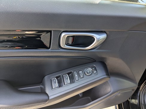 Used 2024 Honda Civic EX-L image 12
