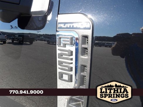 Used 2023 Ford F250 Platinum image 10