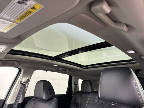 Certified 2025 Acura MDX w/ Technology Package image 18