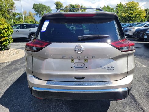 New 2026 Nissan Rogue Platinum image 4