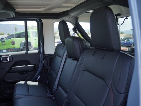 New 2025 Jeep Wrangler Unlimited Rubicon image 27