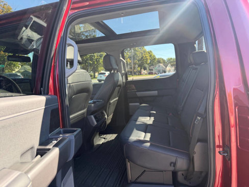 Used 2025 Ford F350 Lariat w/ Tremor Off-Road Package image 20